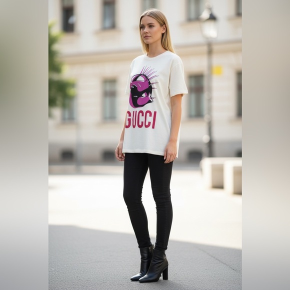 Gucci Cream Manifesto Top with Pink and Black Accents
